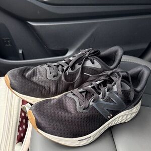 New Balance Fresh Foam Arishi v4 Sneakers